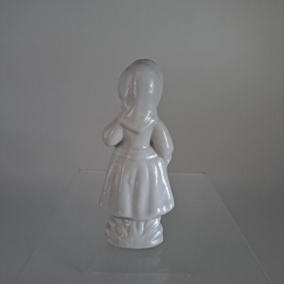 Luster Girl with Bonnet Figurine Vintage Ceramic White With Gold Accents - Picture 5 of 8